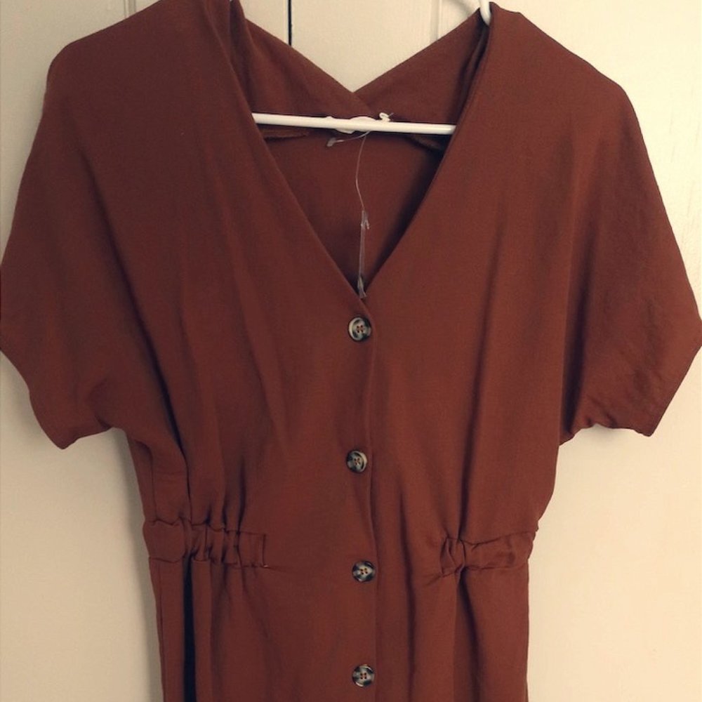 Rust vneck dress with elastic waist
